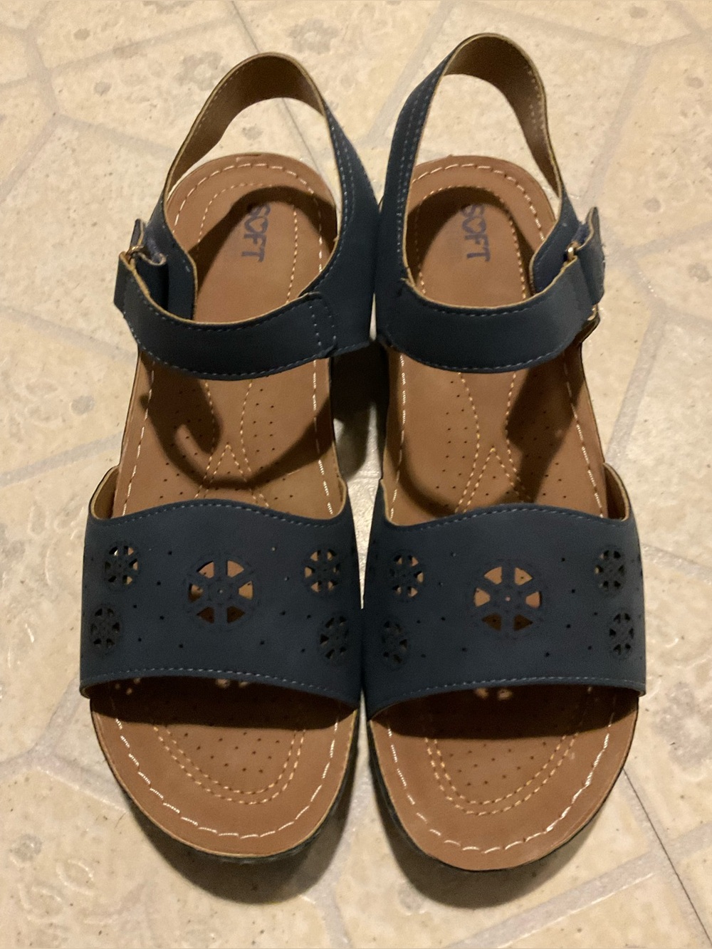 “New” Women’s Navy Blue Sandals Size 12W.  They Have A Flower Cut Out Design.